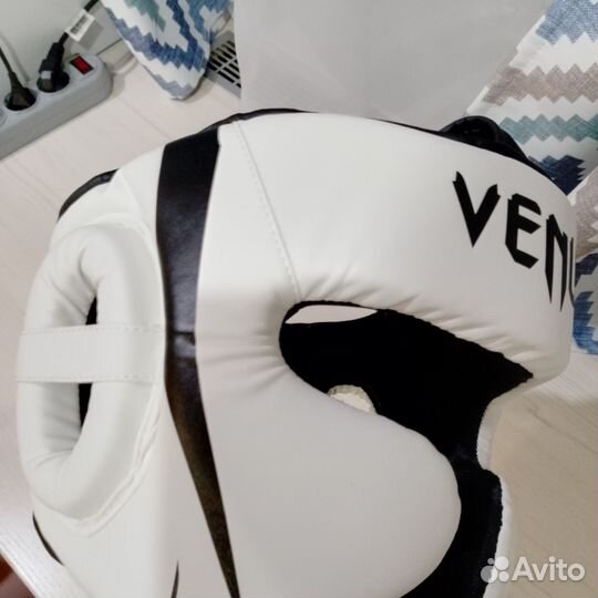 Боксерский шлем