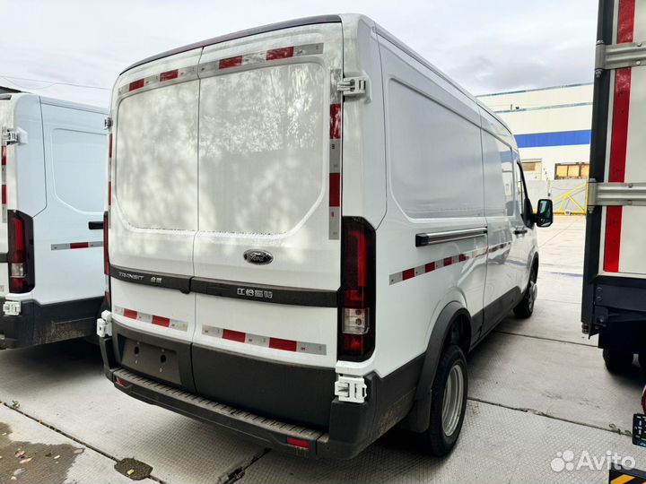 Ford Transit 2.2 МТ, 2024