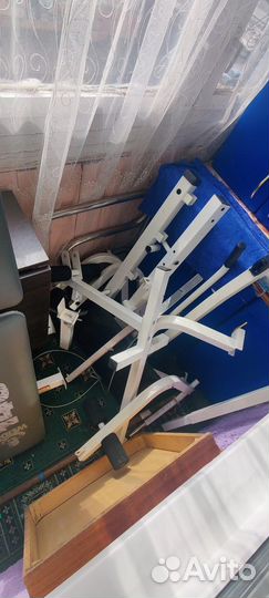 Скамья для жима лежа со штангой