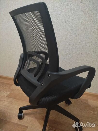 Офисное кресло новое