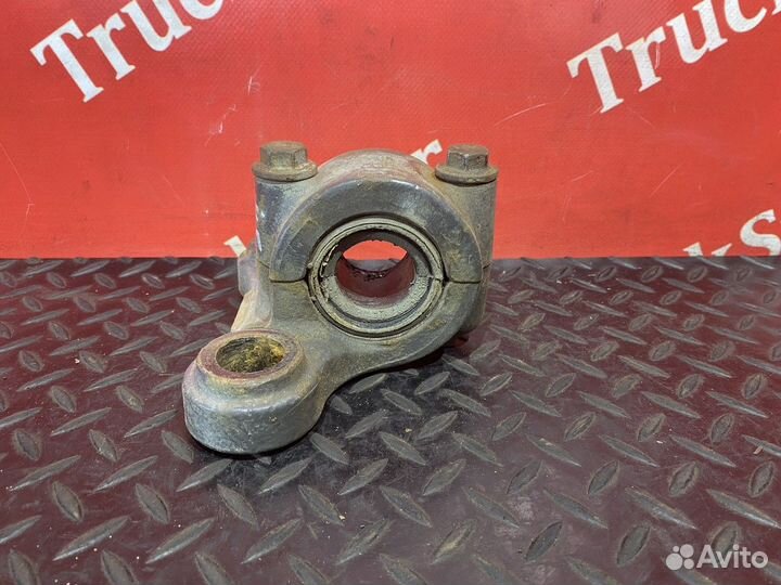 Кронштейн переднего стабилизатора Volvo FH