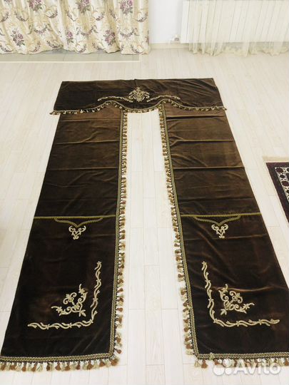 Старинные шторы