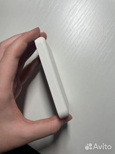 Беспроводной повербанк для iPhone