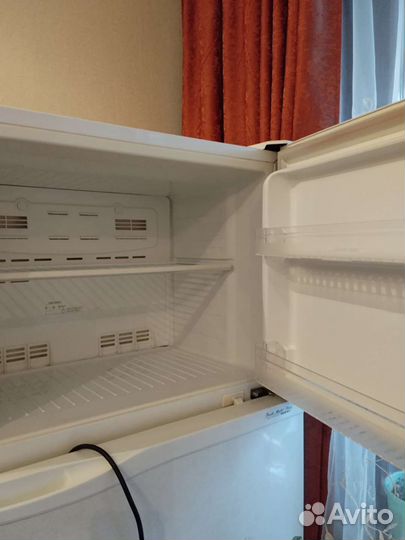 Холодильник Daewoo No-Frost