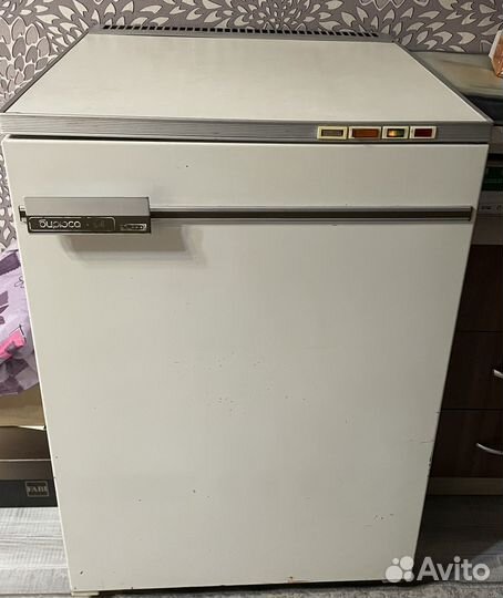 Морозильная камера бирюса 14