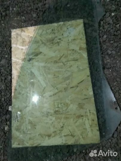 Стекло переднее правое Пежо 206