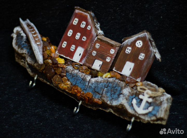 Ключницы дрифтвуд с янтарем