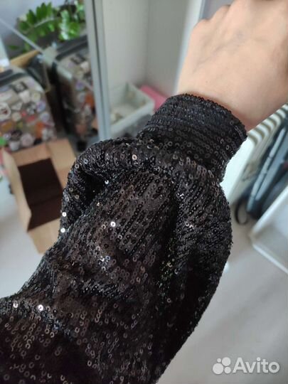 Платье с пайетками