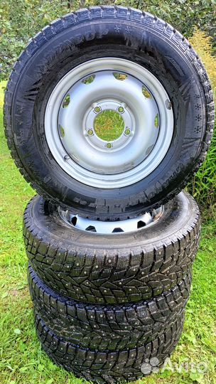 Dunlop Grandtrek Ice 02 235/70 R16 106T