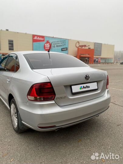 Volkswagen Polo 1.6 AT, 2016, 89 186 км