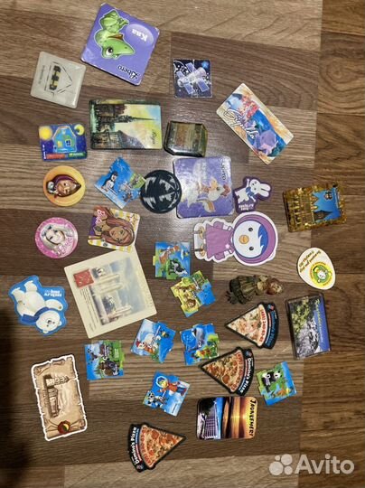 Магниты на холодильник больше 70