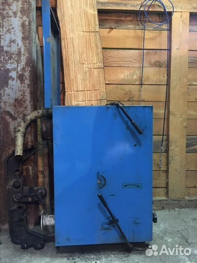 Твердоотопительный котел Buderus