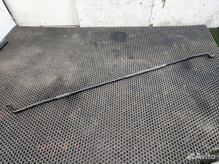 Упор капота Great Wall Hover H2 H3