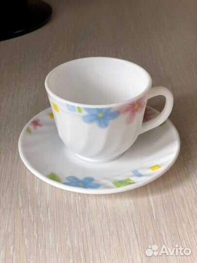 Новый чайный набор на 6 персон (чашки+блюдца)