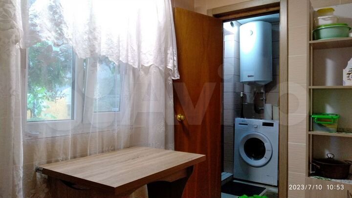 Дом 10 м² на участке 5,5 сот.