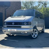 Volkswagen Multivan 2.5 MT, 2003, 600 000 км, с пробегом, цена 1 400 000 руб.