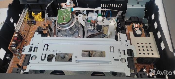 Видеомагнитофон Panasonic NV-SD205