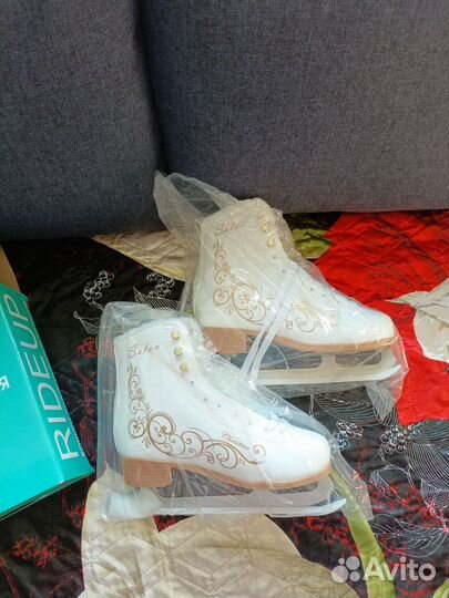 Коньки фигурные