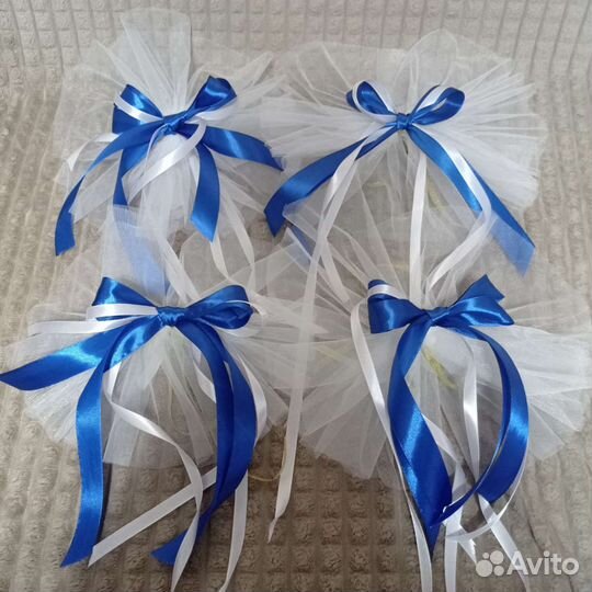 Свадебное украшение на машину