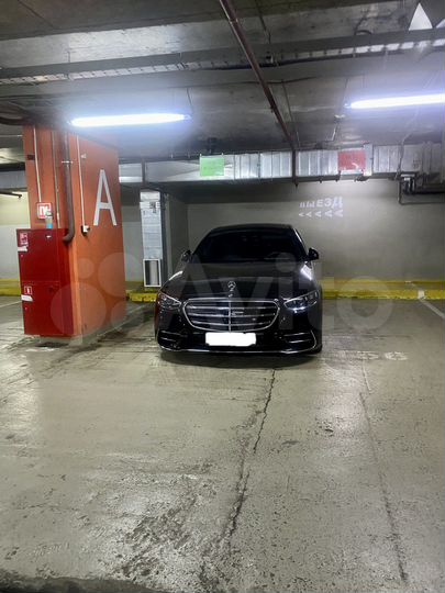 Машиноместо, 14 м²