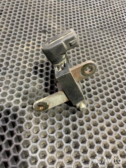 Датчик положения коленвала 4ald Ford Explorer 2