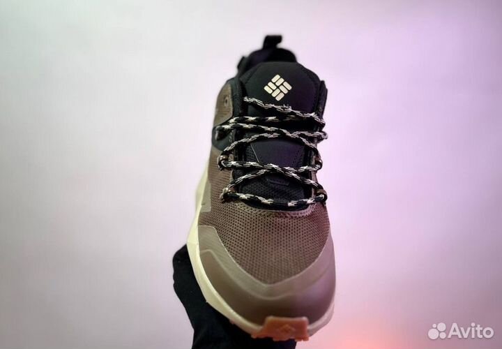 Кроссовки Columbia спортивные