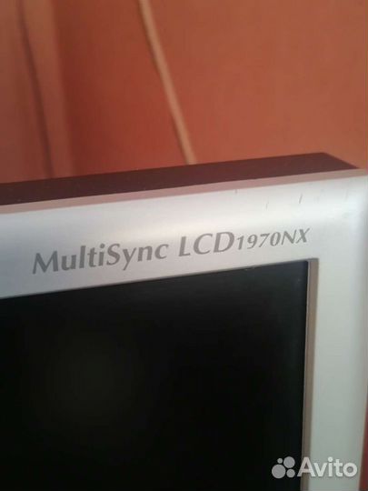 Профессиональный монитор S-IPS матрица NEC 1970NX