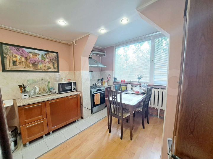 2-к. квартира, 50 м², 1/5 эт.