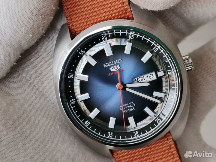 Часы Seiko 5 sports srpb21J1 made in Japan