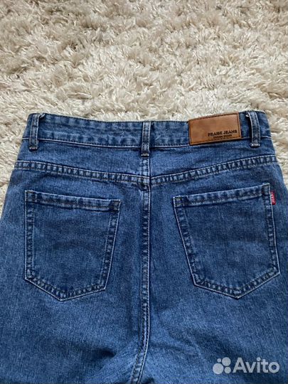 Джинсы широкие