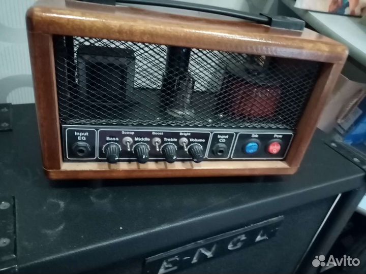 Усилитель гитарный ламповый