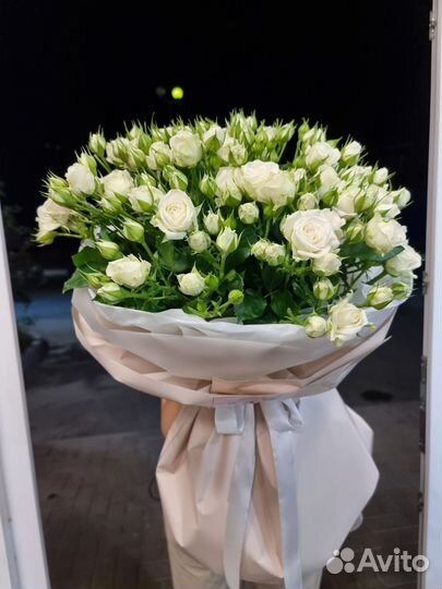 Кустовые розы.розы с доставкой. Букет