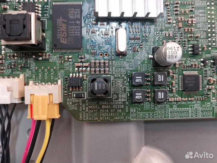 Телевизор Samsung UE32J4000 (Разбор)(По запчастям)