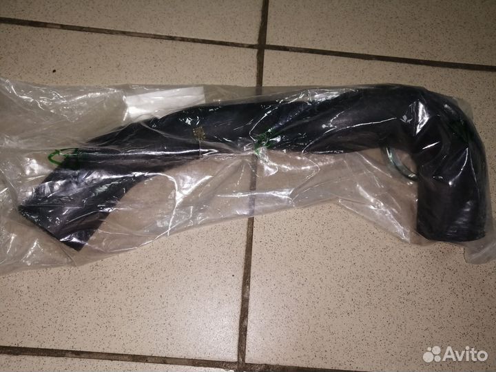 Патрубок интеркулера ford Transit Connect 1.8 tdci