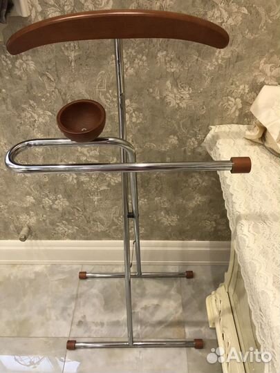 Вешалка для пиджаков и костюмов