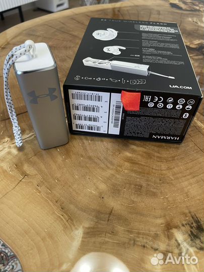 Наушники JBL Under Armour