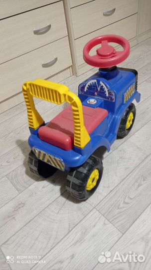 Детская машинка толокар каталка бу