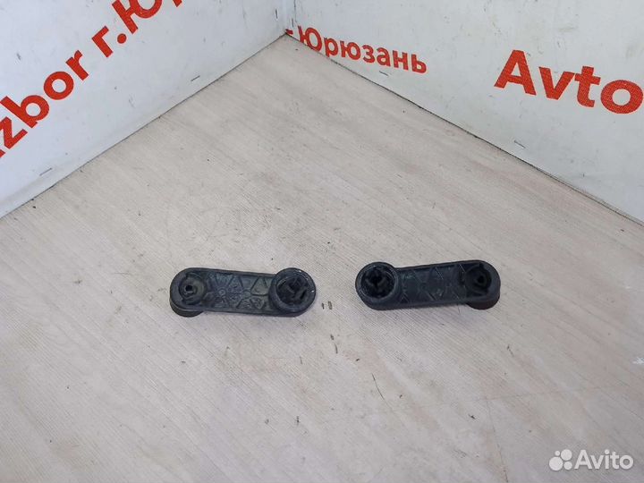 Ручки стеклоподъёмников Renault Logan