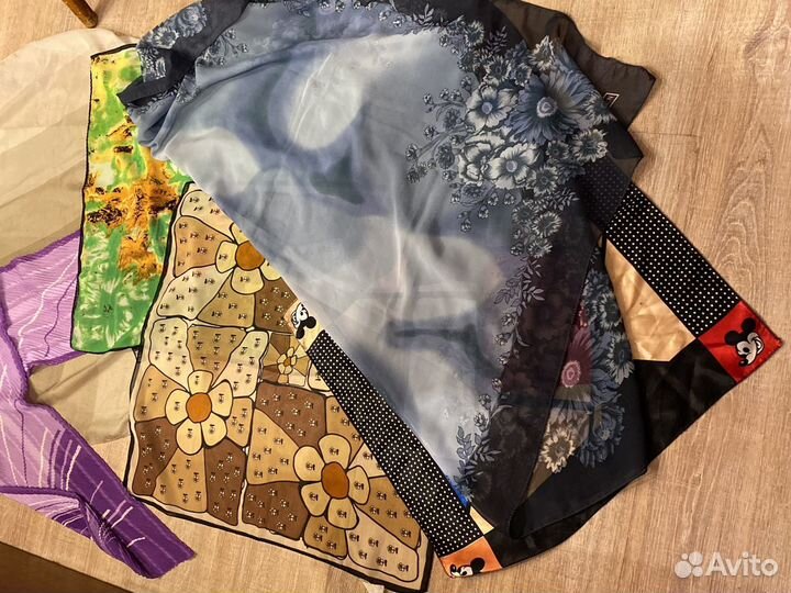 Отдам шарфы