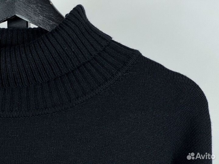 Turtleneck Sweater Ami Black Red