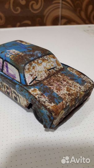 Машинка игрушка