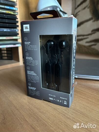 Наушники JBL Tune 215BT (новые)