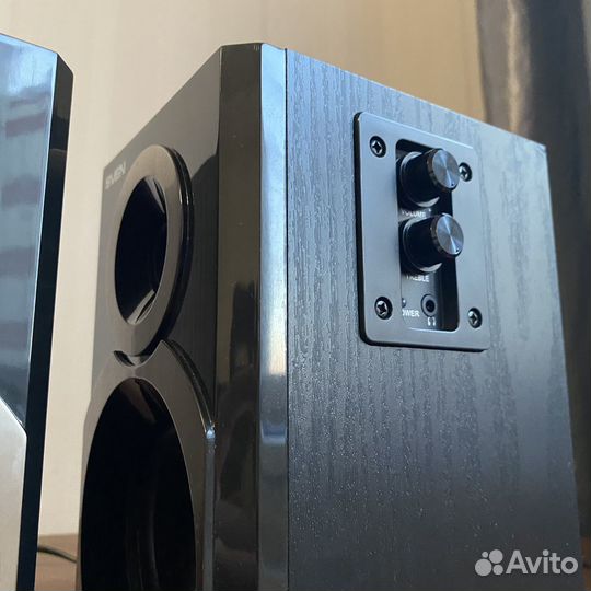 Компьютерные колонки Sven SPS-619, 2х10 Вт