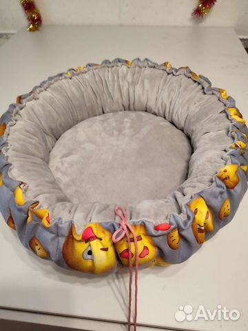 Лежанка и домик для животных