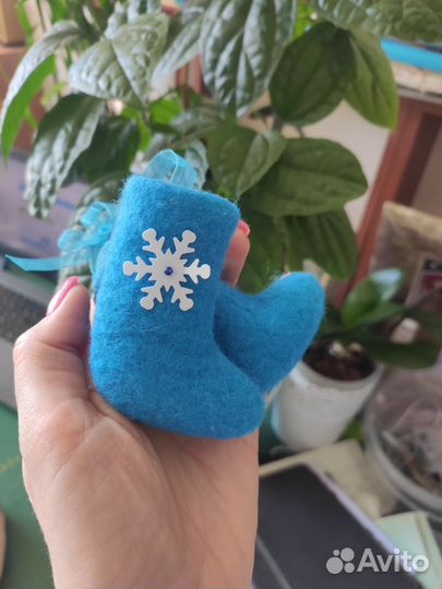 Елочные игрушки Валенки