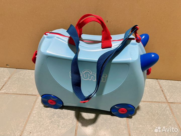 Детский чемодан trunki