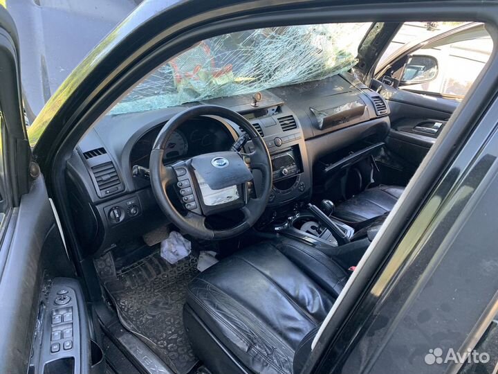 Детали салона Ssangyong Reston ll 2012г 2,7 XDI