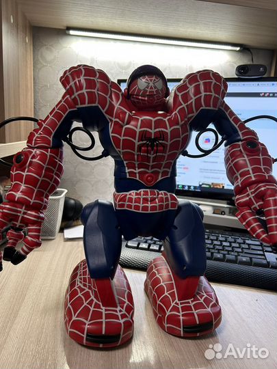 Робот Радиоуправляемый WowWee SpiderMan