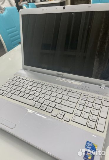 Sony vaio pcg 71211v
