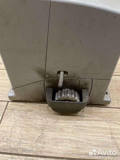 Привод для откатных ворот nice rox600